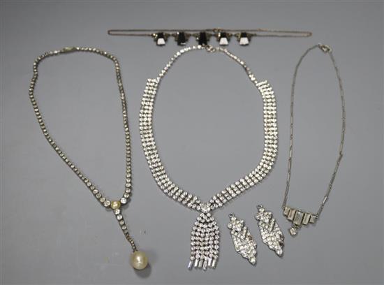 Five assorted items of paste jewellery including two Art Deco necklaces, pair of drop earring etc.